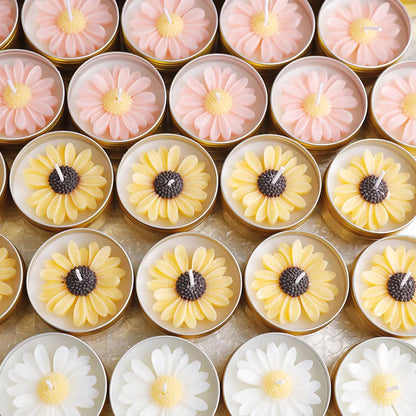 Small flower scented candle