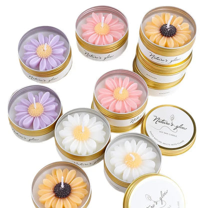 Small flower scented candle